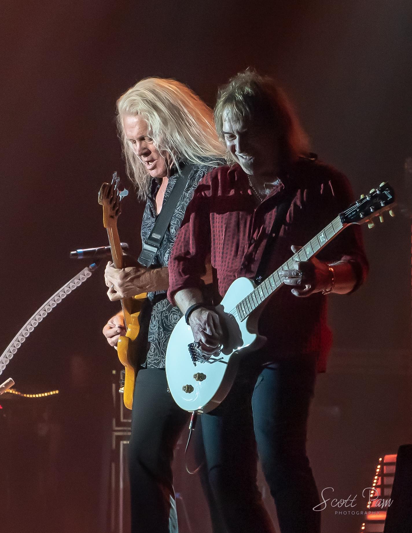 REO Speedwagon — photo 2